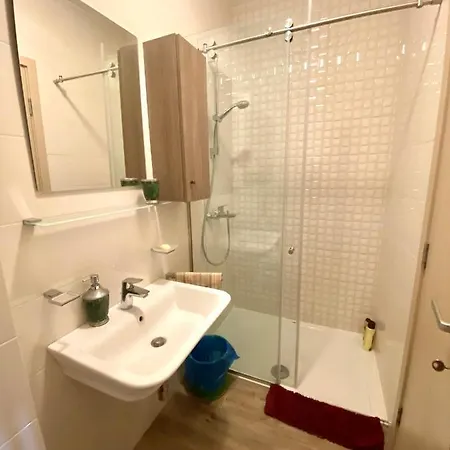 City Apartment *
