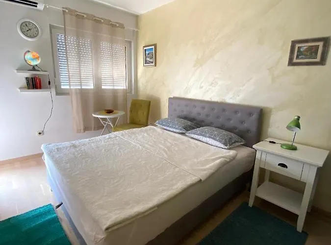 Monteva City Apartment Appartement *